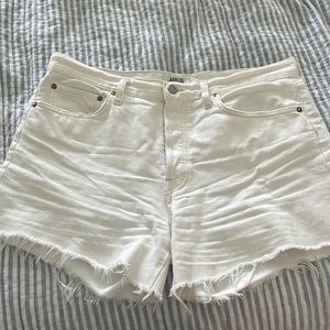 Worn 3x Agolde Parker long white shorts